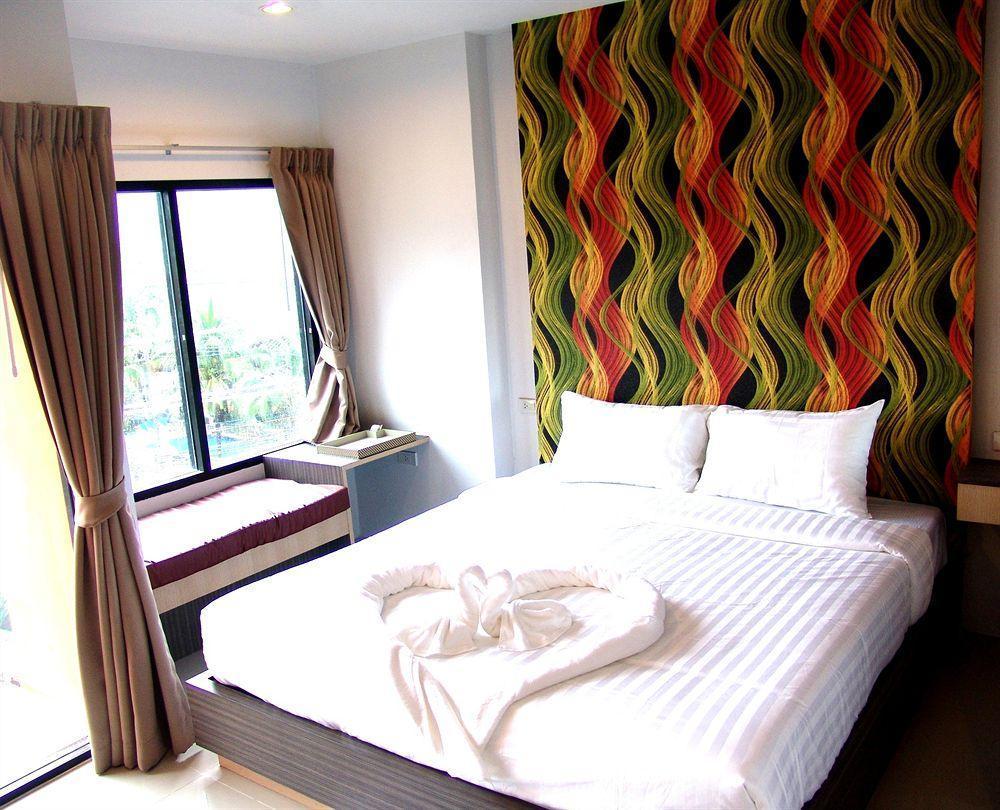 Chill Patong Hotel Buitenkant foto
