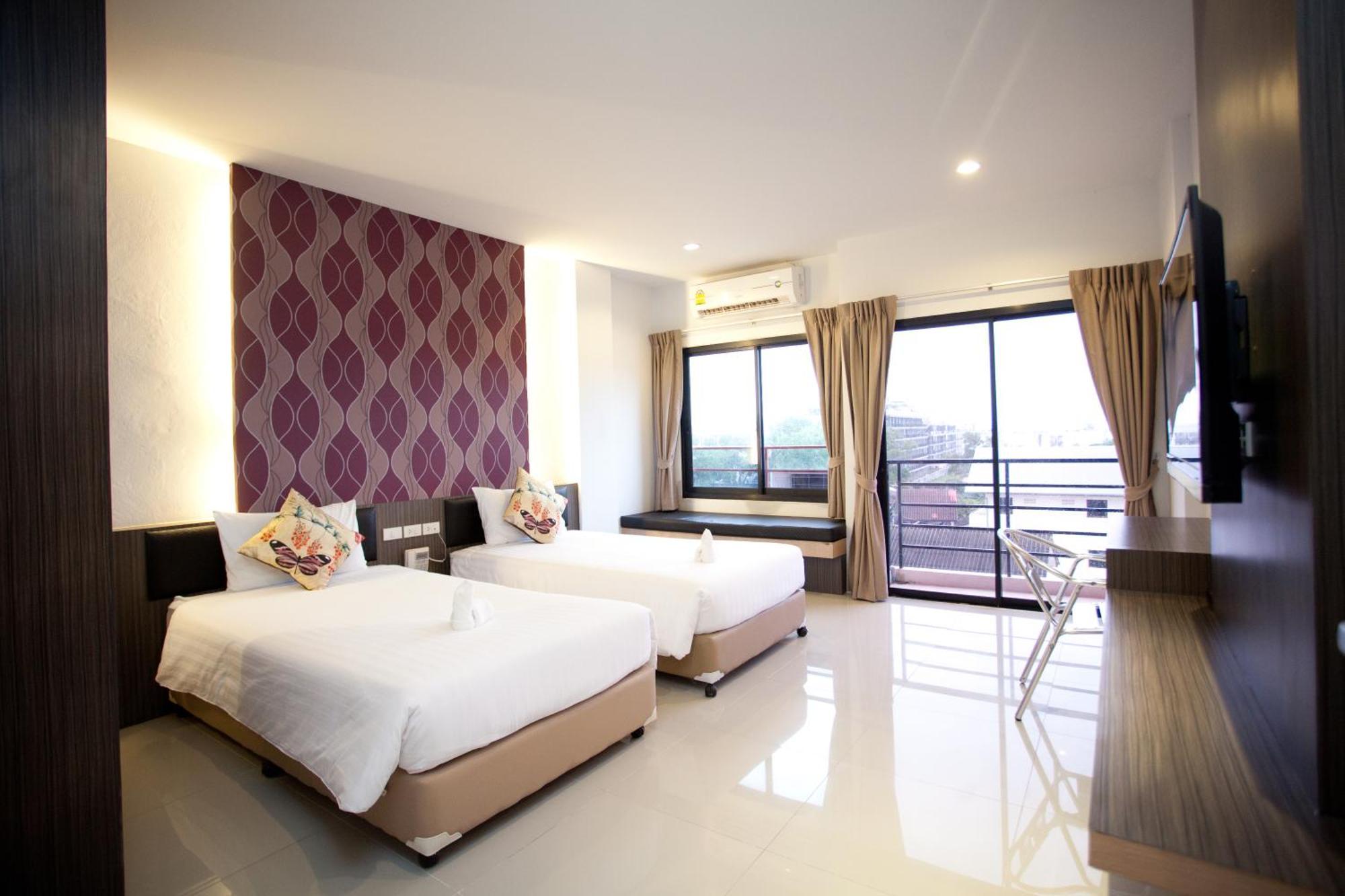Chill Patong Hotel Buitenkant foto